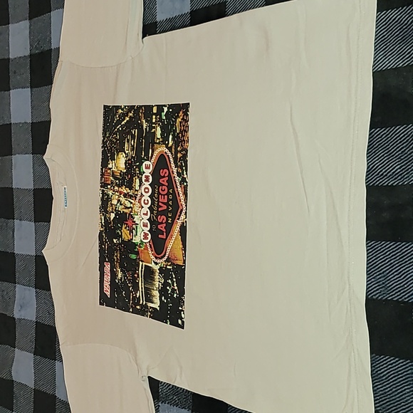 Vintage.  Made in USA. Cheetah. Las Vegas. Tee-shirt size Medium. - Picture 8 of 14